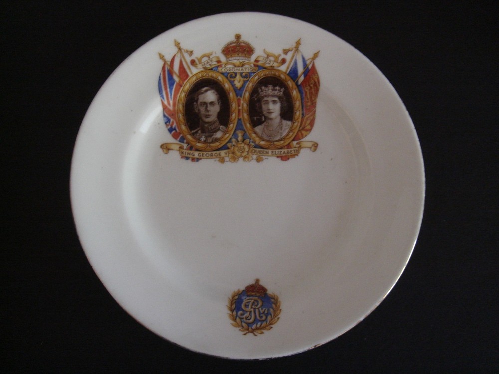 King George VI Queen Elizabeth 1937 Coronation Souvenir Plate Melba Bone China
