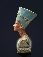 Nefertiti Pharaonic Head : Authentic Ancient Egyptian Artifact 1370 – 1330 BC