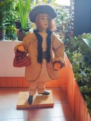 RARE Vtg Traditional Romanian Folk Art Costume Doll Figurine.