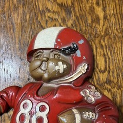 Vintage 1976 Homco Cast Aluminum Football Player Sexton Wall Hanger