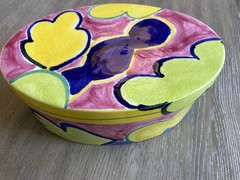 VTG PAMELA FERRARI 1993 FOR NEIMAN MARCUS LIDDED COLORFUL OVAL BOWL SIGNED