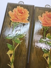 2x Floral Roses Handmade Wooden Lacquer Wall Art Plaques Wall Decor 70s 80s Vtg