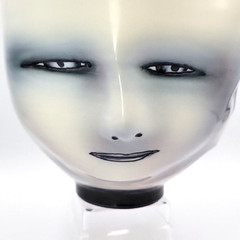 Modernist Bing Gleitsman Dimensional Hand Painted Porcelain 3 Faced Bowl Signed