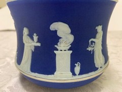 Wedgwood Jasperware Biscuit Barrel Antique Classic Edwardian Dark Blue EPNS Lid