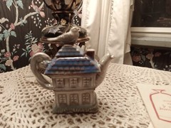 Vintage 1990’s Ceramic Cottage Teapots NOS Decorative Knick Knack