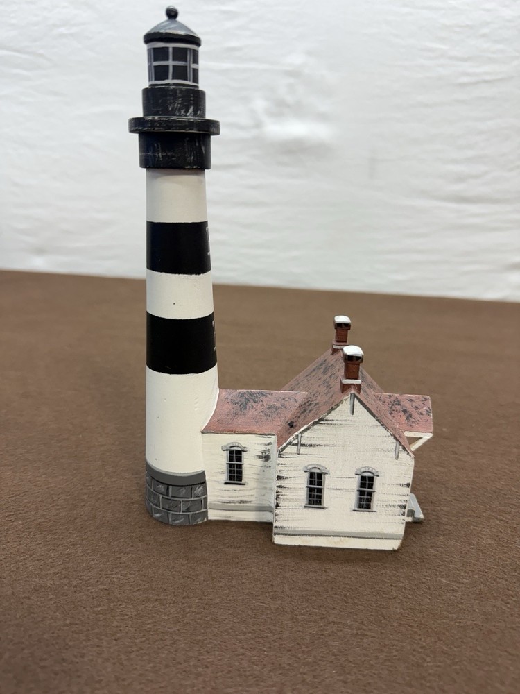 Country Crafts by C Henson Wooden Lighthouse Bodie Island