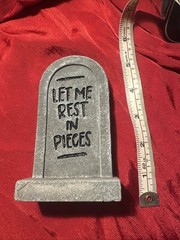 Mini GOTHIC tomb stone “LET ME REST IN PIECES” Halloween Decor