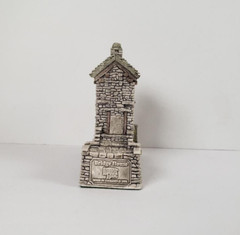 Lilliput Lane Bridge House In original box.