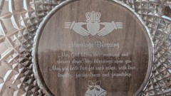 Beautiful Vintage GALWAY Irish Crystal Claddagh Marriage Plate 8″