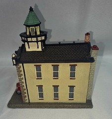 RELIEF FIRE ENGINE CO. NO. 1 MT. HOLLY, NJ – DANBURY MINT FIREHOUSE VINTAGE 1992
