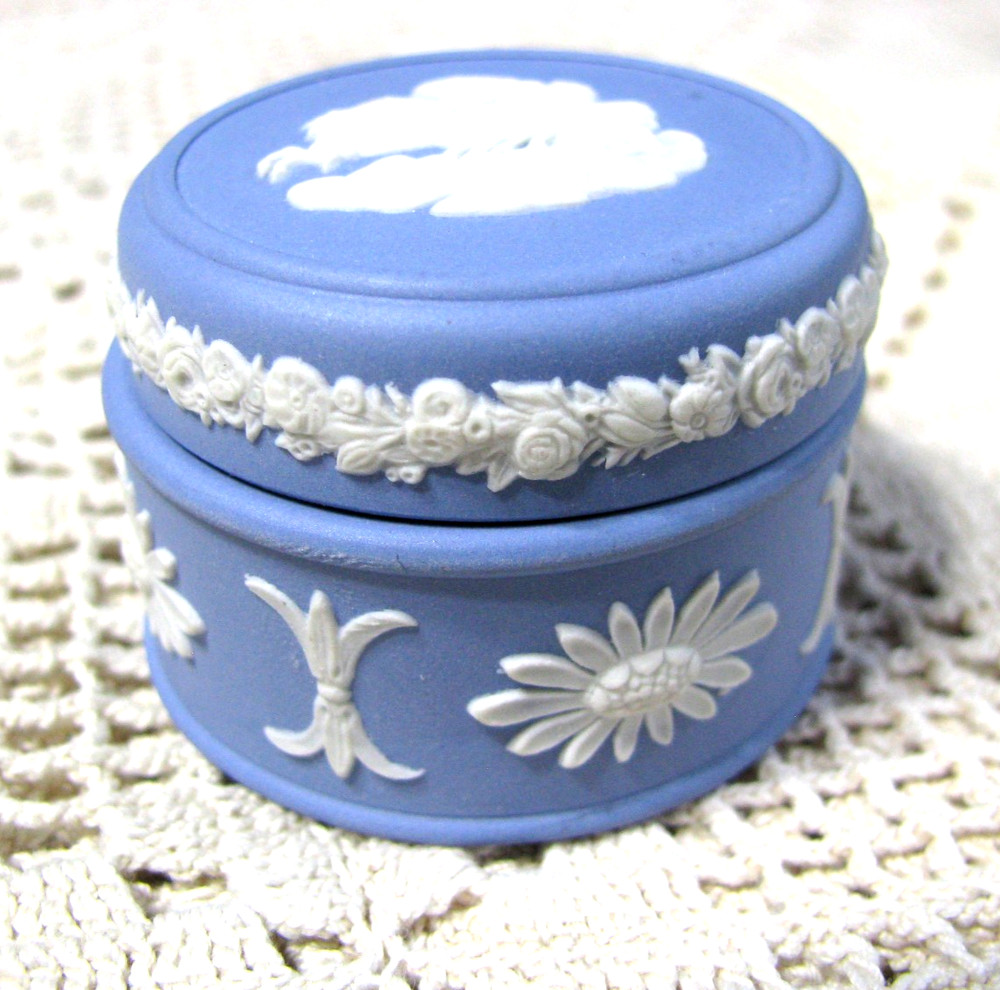 Vintage Wedgwood Small Jasper Ware Blue/White Ring Box-Lovely