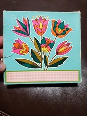 Vintage Avon Spring Tulips Hostess flower soap set un-used in 1970’s orig box