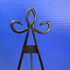 Metal Display Easel Stand Art Plates Books Black Three Legs Scroll 14″ Tall