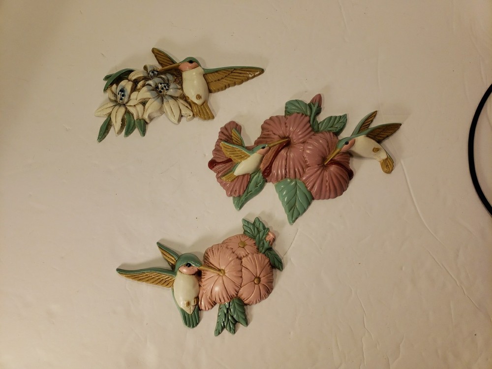 Vtg 1993 Burwood Products 3 Pc Hummingbirds Wall Hanging Set Made in USA pastel