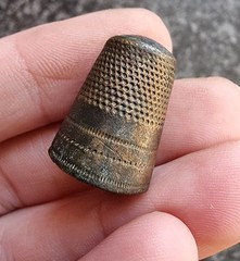 Post Medieval / Georgian Thimble Antique Metal Detecting Find 21x16mm (48)