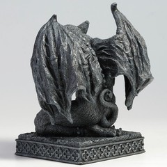 Veronese 5.75″ Kneeling Gargoyle Polyresin Collectible Sculpture Gothic Decor