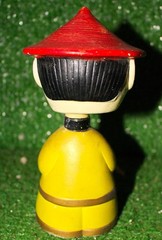 Vintage 1950’s CDGC Asian Female Bobblehead Red Hat Yellow Cloting Japan