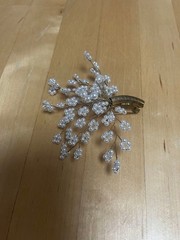 Pearl Flower Brooch White Gold Floral Design with Original Box Used