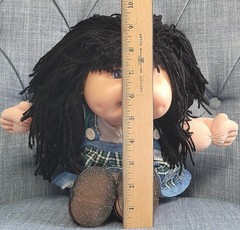 Rare Vintage Cabbage Patch Kid Signed, Collectable Only, Not Operable.(S)