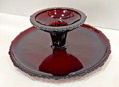 Avon Cape Cod Ruby Red Cake Stand No Damage Shiny Glass 11 In Wide x 3 In Tall