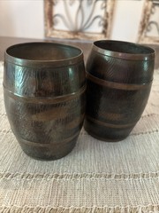VINTAGE RARE SET OF 2 STYSON METAL BARREL MUGS MADE IN OCCUPIED JAPAN, 1950