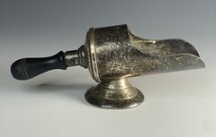 Antique Silverplated Victorian – Edwardian Tableware Sugar Scoop Scuttle Holder