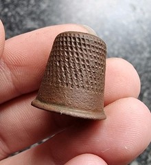 Post Medieval / Georgian Thimble Antique Metal Detecting Find 19x17mm (102)
