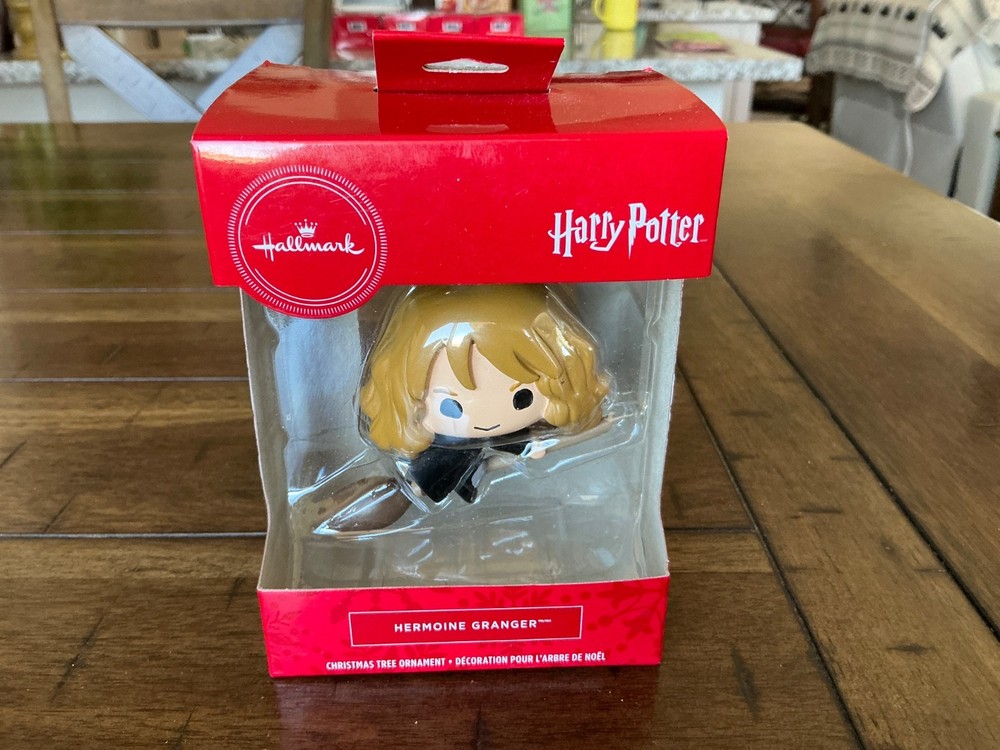 HALLMARK Warner Bros 2019 HARRY POTTER HERMIONE GRANGER ORNAMENT – NIB