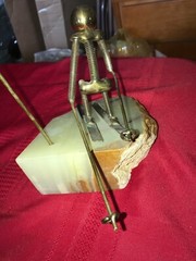 VTG John DeMott Signed Metal BRASS Downhill Skier Sculpture Quartz Base 8¾” Tall