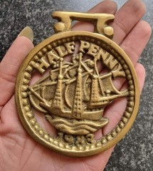 Vintage Horse Brass Ship Half Penny 1983