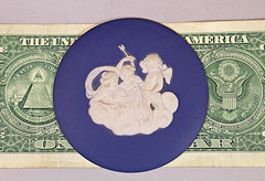 Dark Blue Vintage Wedgwood Neoclassical Jasper Plaque – Venus & Cupids (1979)