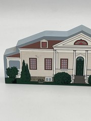 VTG Rare Cat’s Meow Shelve Sitters Augustus Sacket House Sackets Harbor NY T7