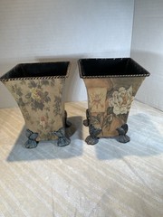 VTG Floral Metal Cacheport Plant Set Cottage Victorian Tole Footed 6.5”