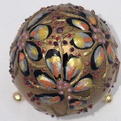 SIGNED Nannette Fenn “Eggs”traordinaire Designs Floral Faberge Inspired Egg USA