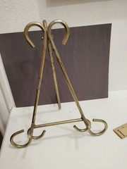 Vtg Ornate Brass Tabletop Display Easel Large Picture Frame Plate Stand Holder