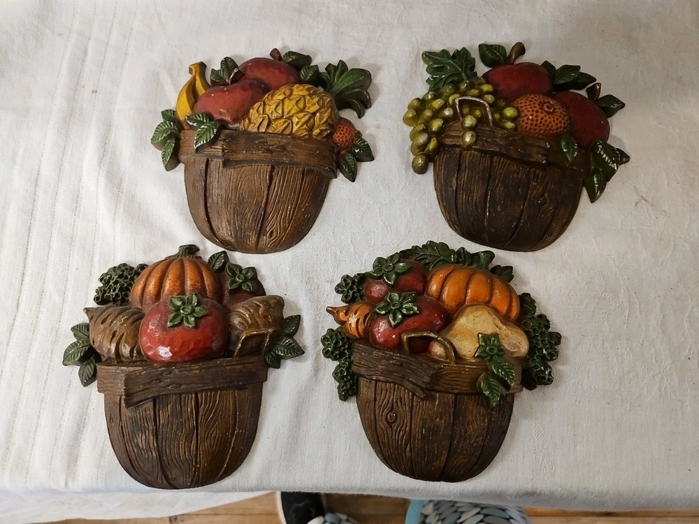 Set Of 4 Vintage Sexton 1978 Metal Wall Plaque Art Vegetables/Fruits n Baskets