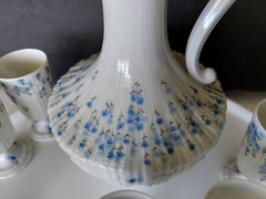 ANTIQUE LIMOGES GERAUD BROUSSEAU RELIEF BONE CHINA COGNAC DECANTER 6 CUPS FRANCE