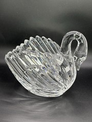 Gloria Vanderbilt 24% Lead Crystal Glass Swan Candy Dish Bowl Germany Signed