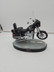 ENESCO Vintage 1993 DREAM WHEELS Illuminated Action Musical Motorcycle USED