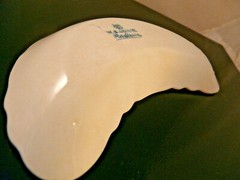 VINTAGE W.S. GEORGE RADDISON SMALL BONE DISH PLATE CRESCENT SHAPE FLOWER MOTIF