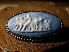 WEDGWOOD XRARE 18 CENTURY CUT STEEL LIGHT BLUE JASPER BROOCHE OF CLASICAL FIG