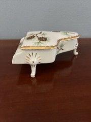 Vintage Pine Cone Design Trinket Jewelry Dish NW-PC-9 White and Gold