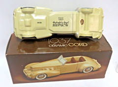 Avon 1937 Ceramic Cord Vintage In Original Packaging & Box No Aftershave