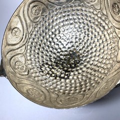Taneez Pakistan Silver Tone Decorative Relief Elephant Head Tripod Stand Bowl 8″