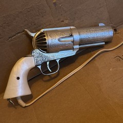 Rare Find Vintage Jerdon Magnum Revolver Wall Mount Bath Accessory Holster Decor