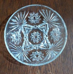 Vintage Unbranded, Clear, Etched Crystal Bowl, 7 in., Flower & Sunburst Pattern