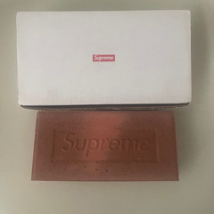 SUPREME Red Clay Debossed Box Logo Brick FW 2016 Original Packaging NEW