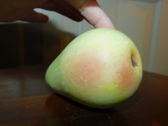 VINTAGE ALABASTER STONE FRUIT PEAR with original label! wood stem
