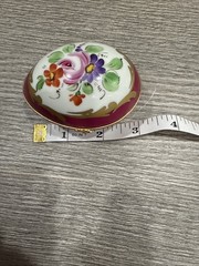 Limoges France White & Gold Floral Bouquet Design Porcelain Egg Trinket Box 3 In