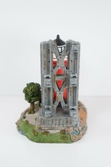 Harbour Lights Lighthouses Jeffrey’s Hook NY. HL195 Mint in box with a COA.